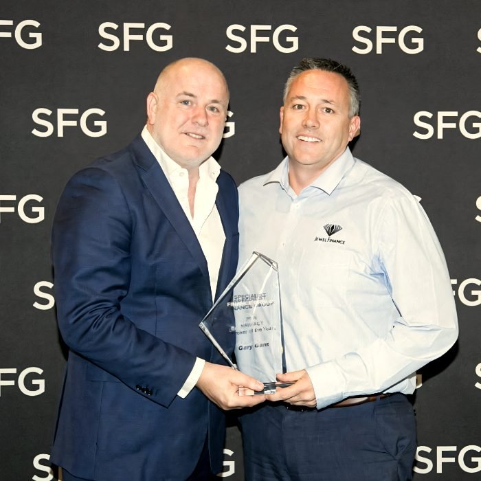 Gary Gant of Jewel Finance receiving a Specialist Finance Group award